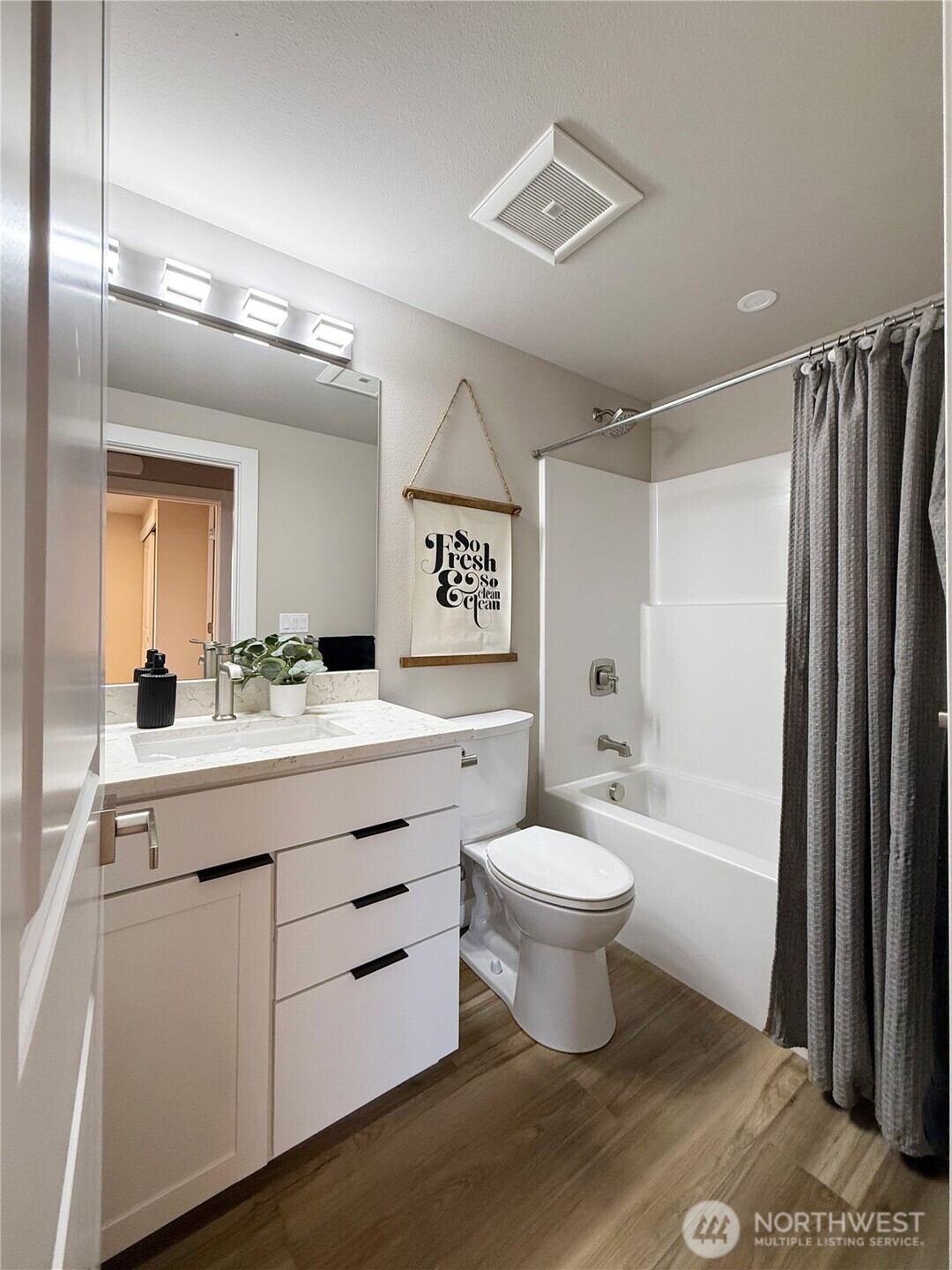 15905 118th Place Northeast Bothell, WA 98011 - Photo 17 of 31