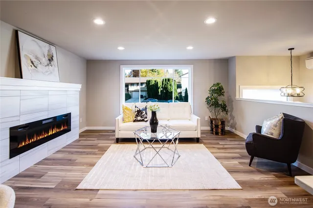 $1,395,000 | 15905 118th Place Northeast, Bothell, WA 98011