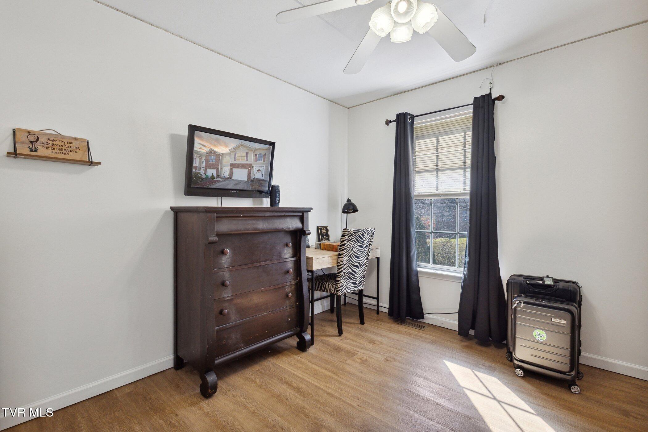 1824 King College Road, Unit F4 Bristol, TN 37620 - Photo 24 of 32 1824-King-College-Rd-unit-f4-Bristol-TN-