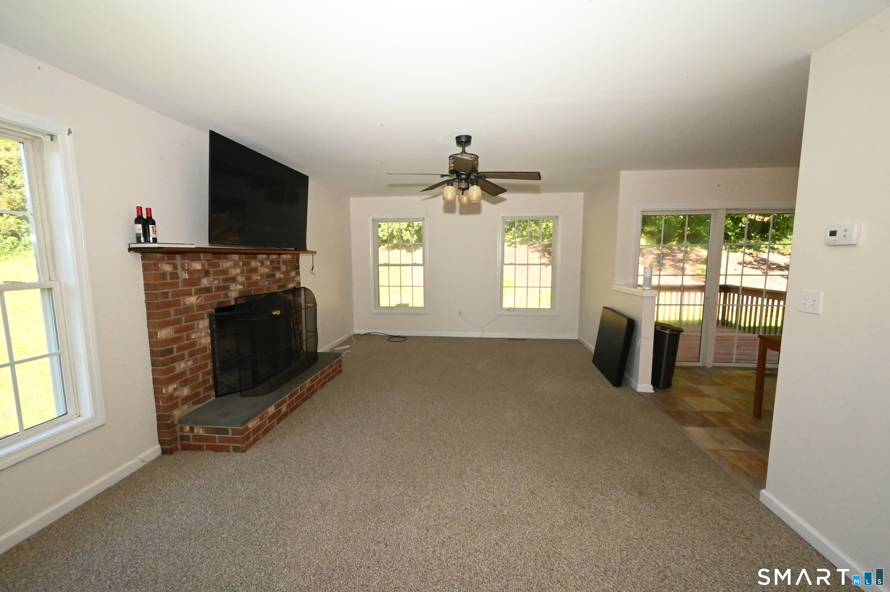 680 Totoket Road North Branford, CT 06472 - Photo 15 of 39 Gallery Image 15