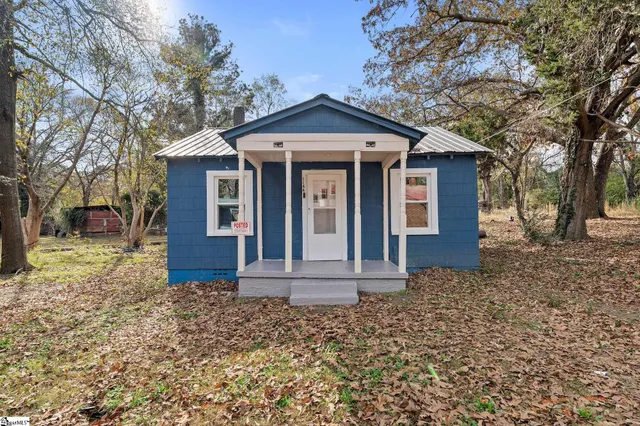 $114,999 | 114 A Simpson Street, Iva, SC 29655