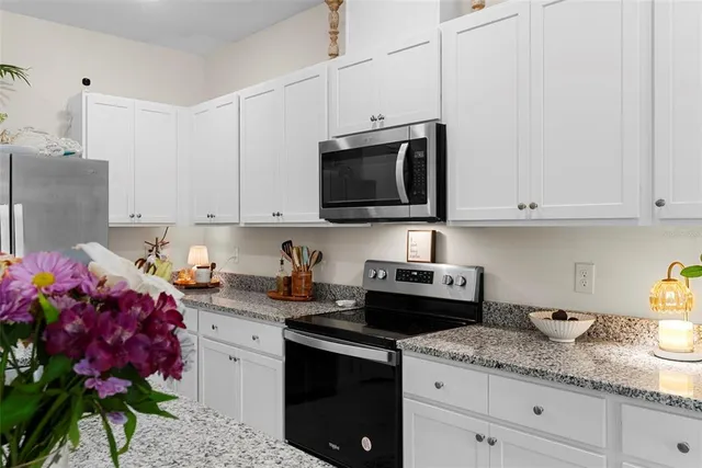 $299,000 | 1198 Lido Drive, Howey-in-the-Hills, FL 34737