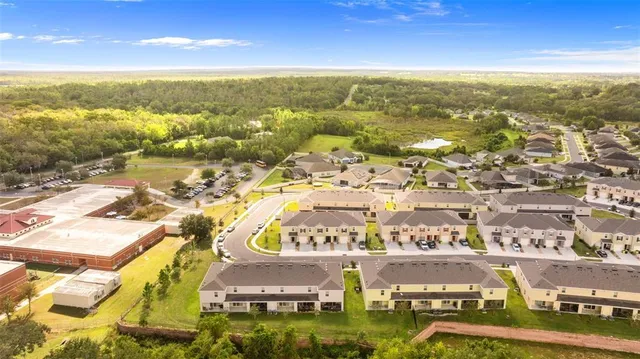 $299,000 | 1198 Lido Drive, Howey-in-the-Hills, FL 34737