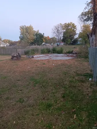 $55,549 | 317 Alton Street, Bicknell, IN 47512