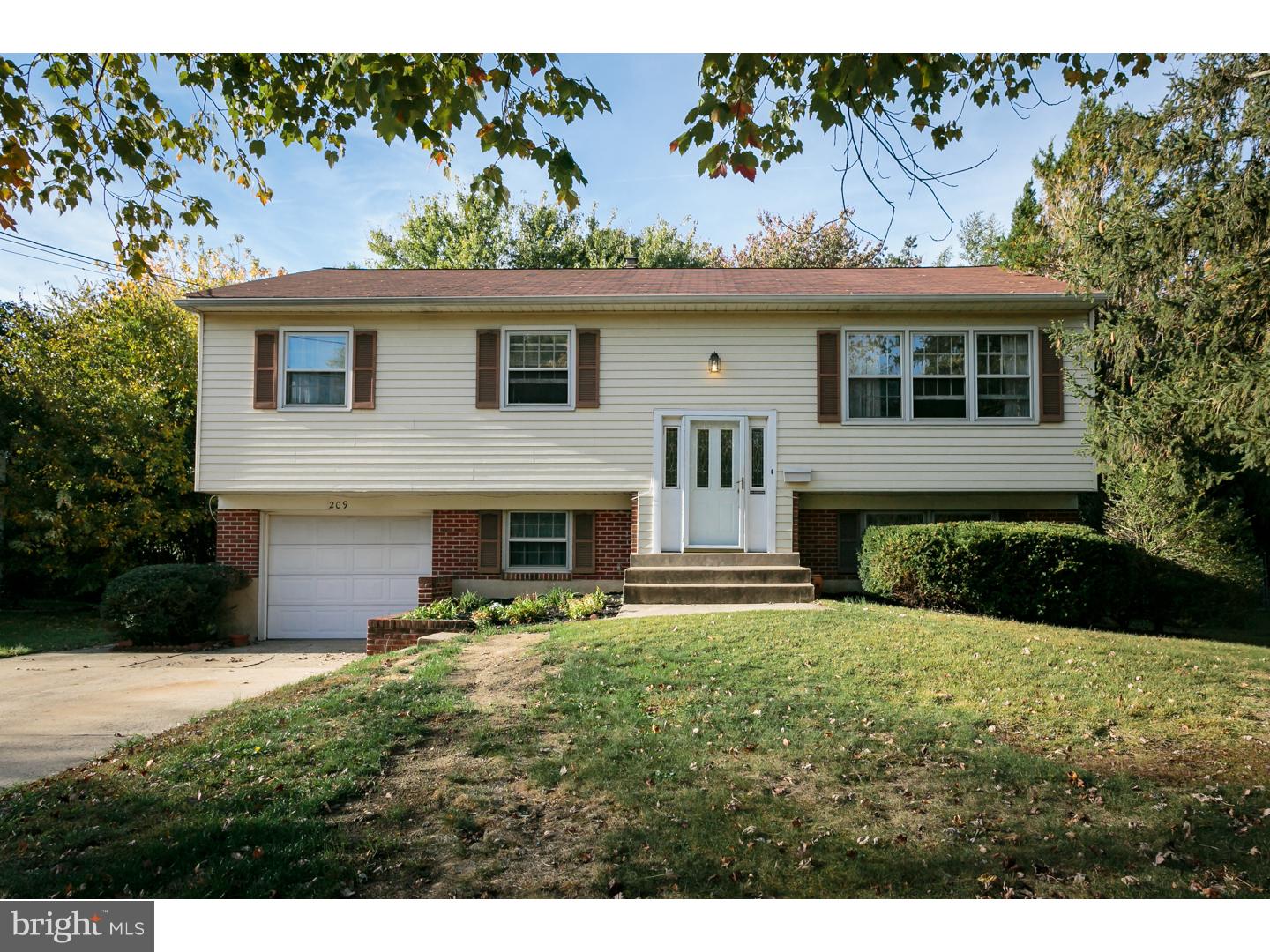 209 Winston Road Mount Laurel, NJ 08054 - Photo 1 of 25 Exterior Front