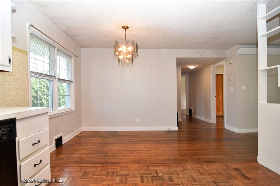 41 Mathias Avenue Tiverton, RI 02878 - Photo 12 of 38 Gallery Image 12