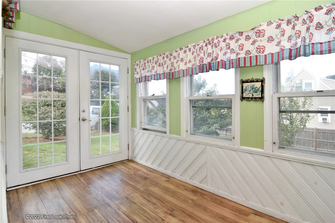 41 Mathias Avenue Tiverton, RI 02878 - Photo 14 of 38 Gallery Image 14