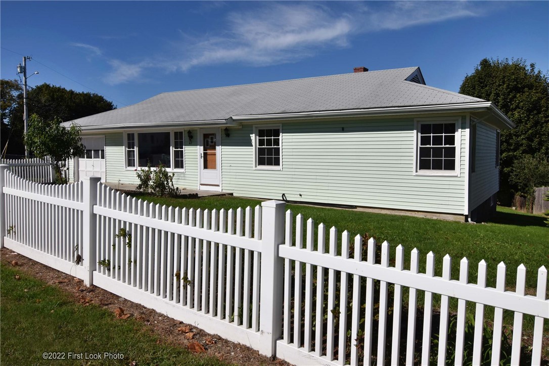 41 Mathias Avenue Tiverton, RI 02878 - Photo 38 of 38 Gallery Image 38