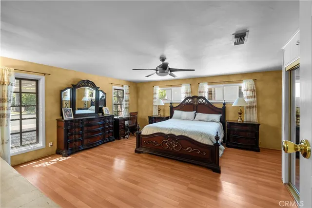 $875,000 | 7300 Sylvia Avenue, Reseda, CA 91335