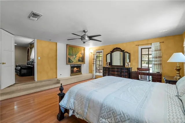 $875,000 | 7300 Sylvia Avenue, Reseda, CA 91335