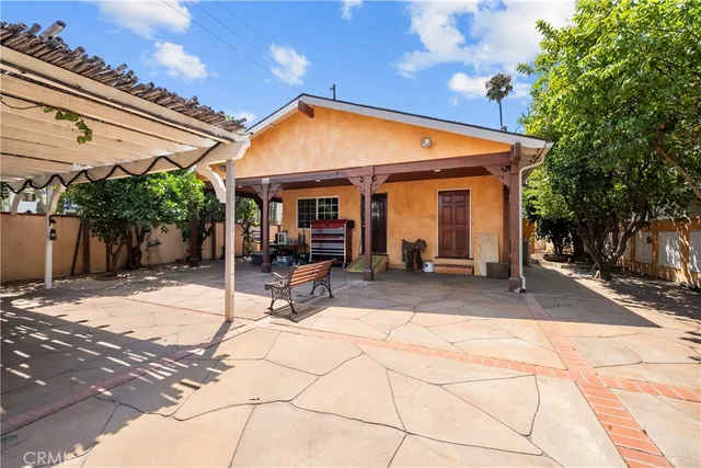 $875,000 | 7300 Sylvia Avenue, Reseda, CA 91335