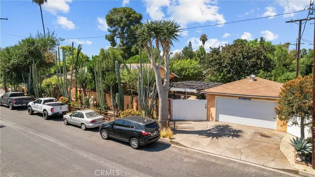 $875,000 | 7300 Sylvia Avenue, Reseda, CA 91335