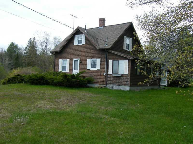 235 Medomak Road Bremen, ME 04551 - Photo 2 of 10 Exterior Front.