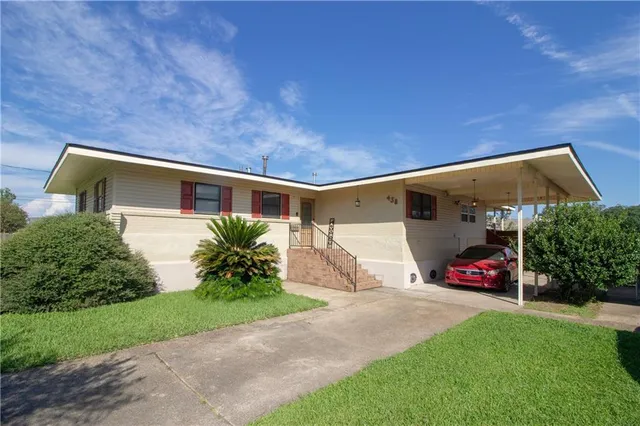 $265,000 | 458 Pine Street, Norco, LA 70079