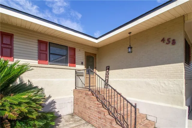 $265,000 | 458 Pine Street, Norco, LA 70079