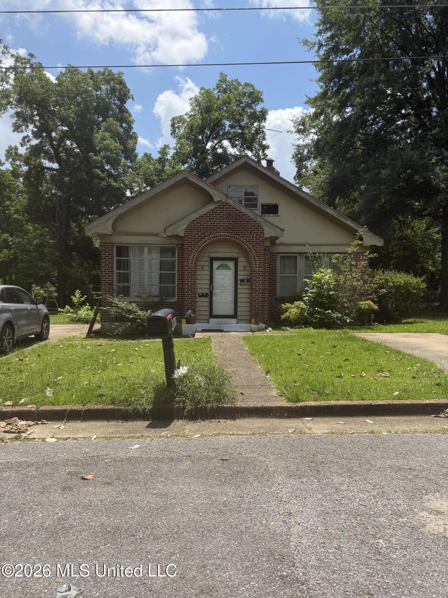 3817 29th Street Meridian, MS 39307 - Photo 1 of 32 IMG_5769