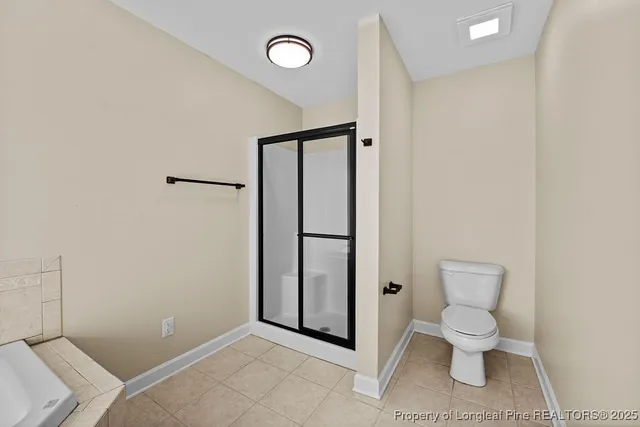 a bathroom with a toilet