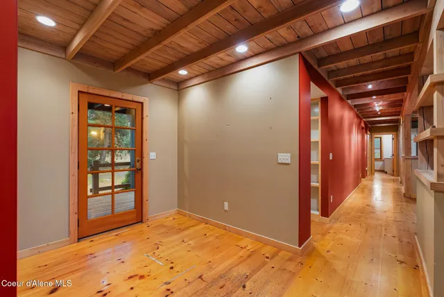 $799,000 | 2995 East Dufort Road, Sagle, ID 83860