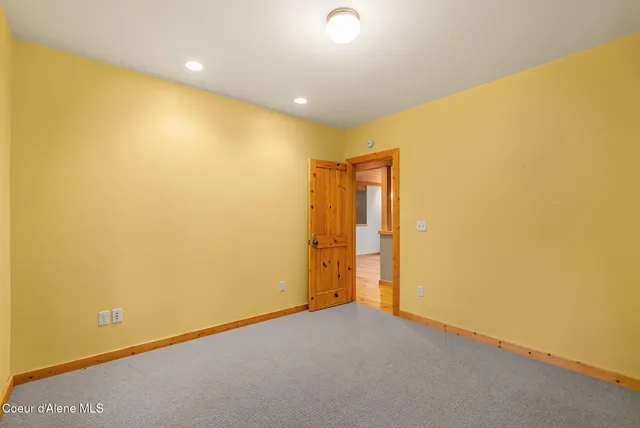 $799,000 | 2995 East Dufort Road, Sagle, ID 83860