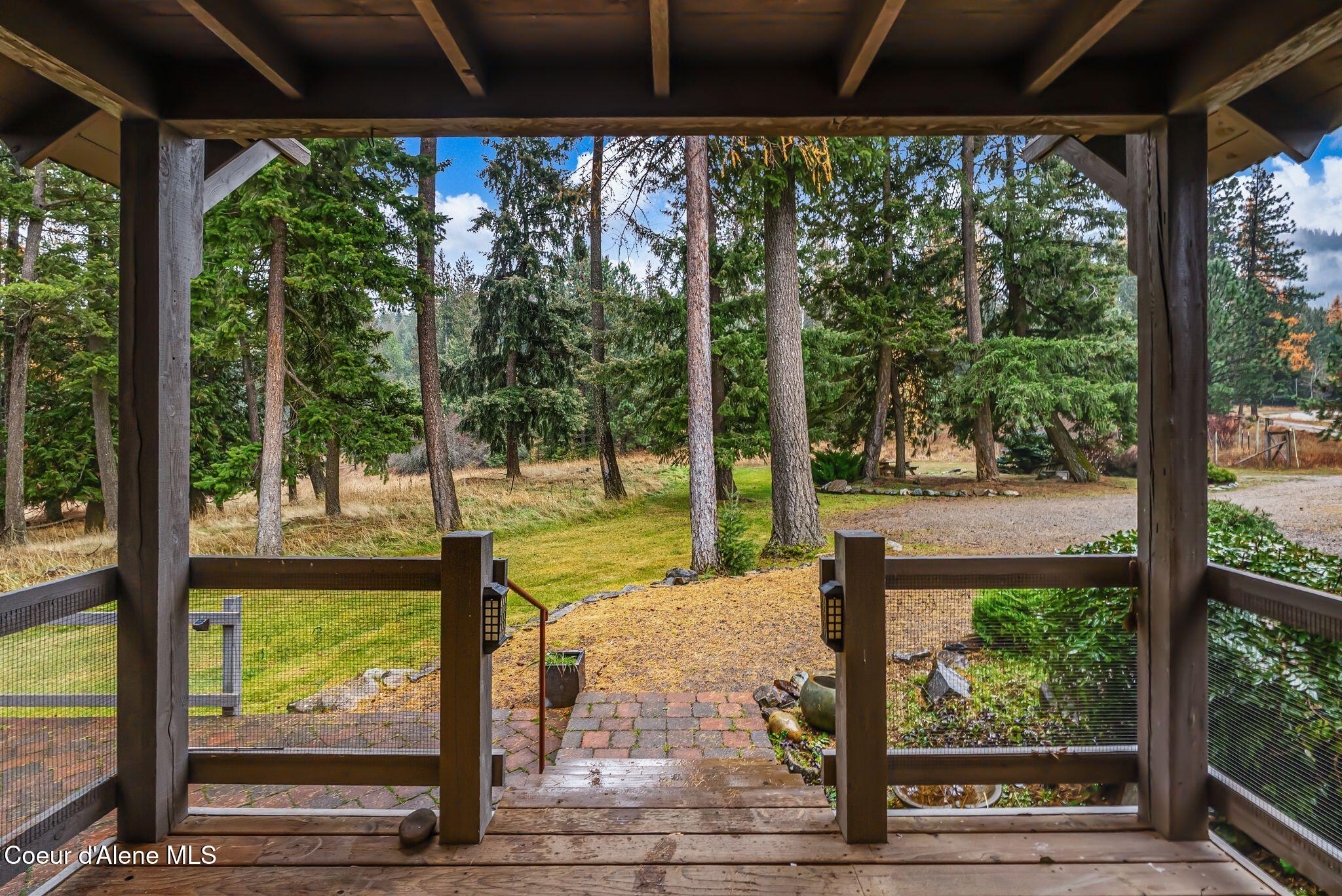 2995 East Dufort Road Sagle, ID 83860 - Photo 5 of 38 5