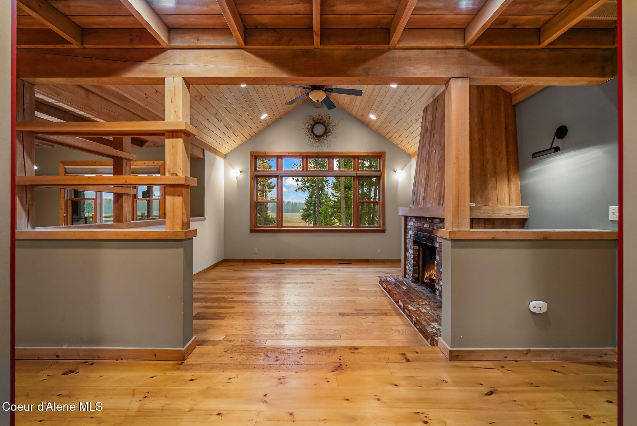 2995 East Dufort Road Sagle, ID 83860 - Photo 6 of 38 6