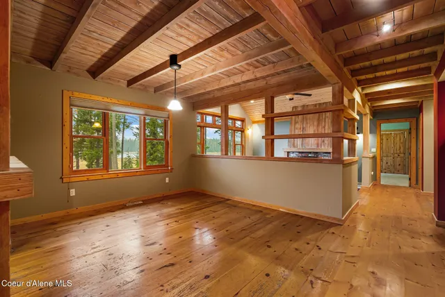 $799,000 | 2995 East Dufort Road, Sagle, ID 83860