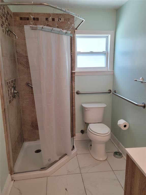 1775 Fruitville Road Sarasota, FL 34236 - Photo 9 of 13 Gallery Image 9
