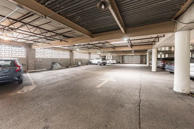 $240,000 | 141 North La Grange Road, Unit 601, La Grange, IL 60525