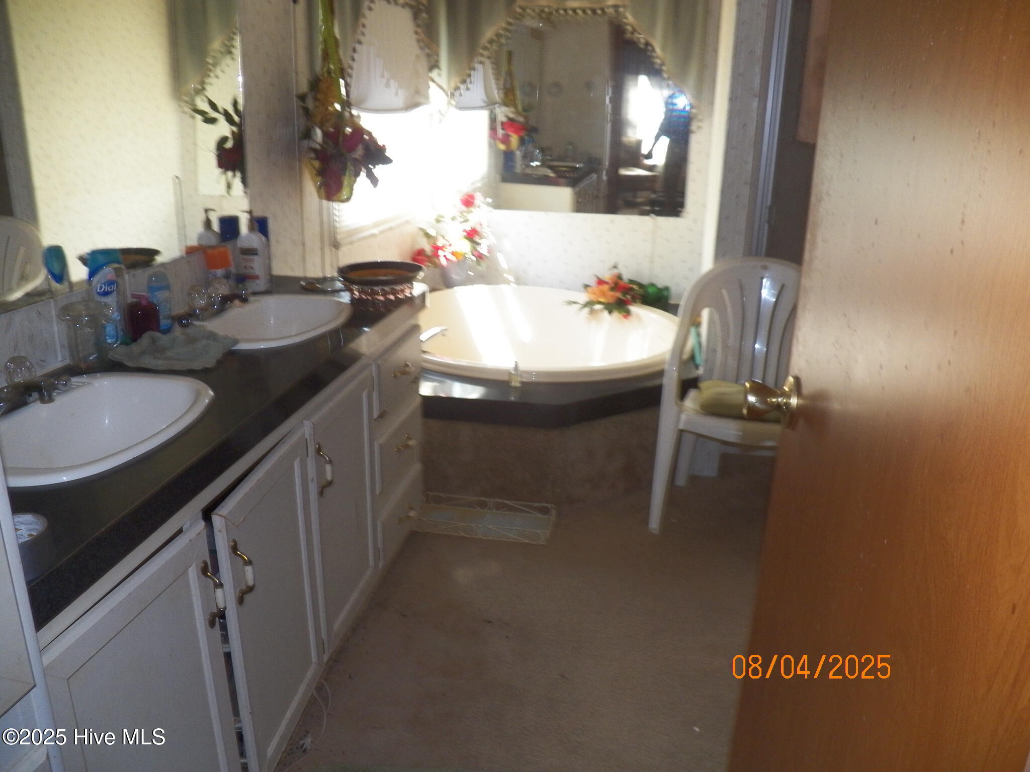 120 Fairview Drive Murfreesboro, NC 27855 - Photo 4 of 7 164_1217