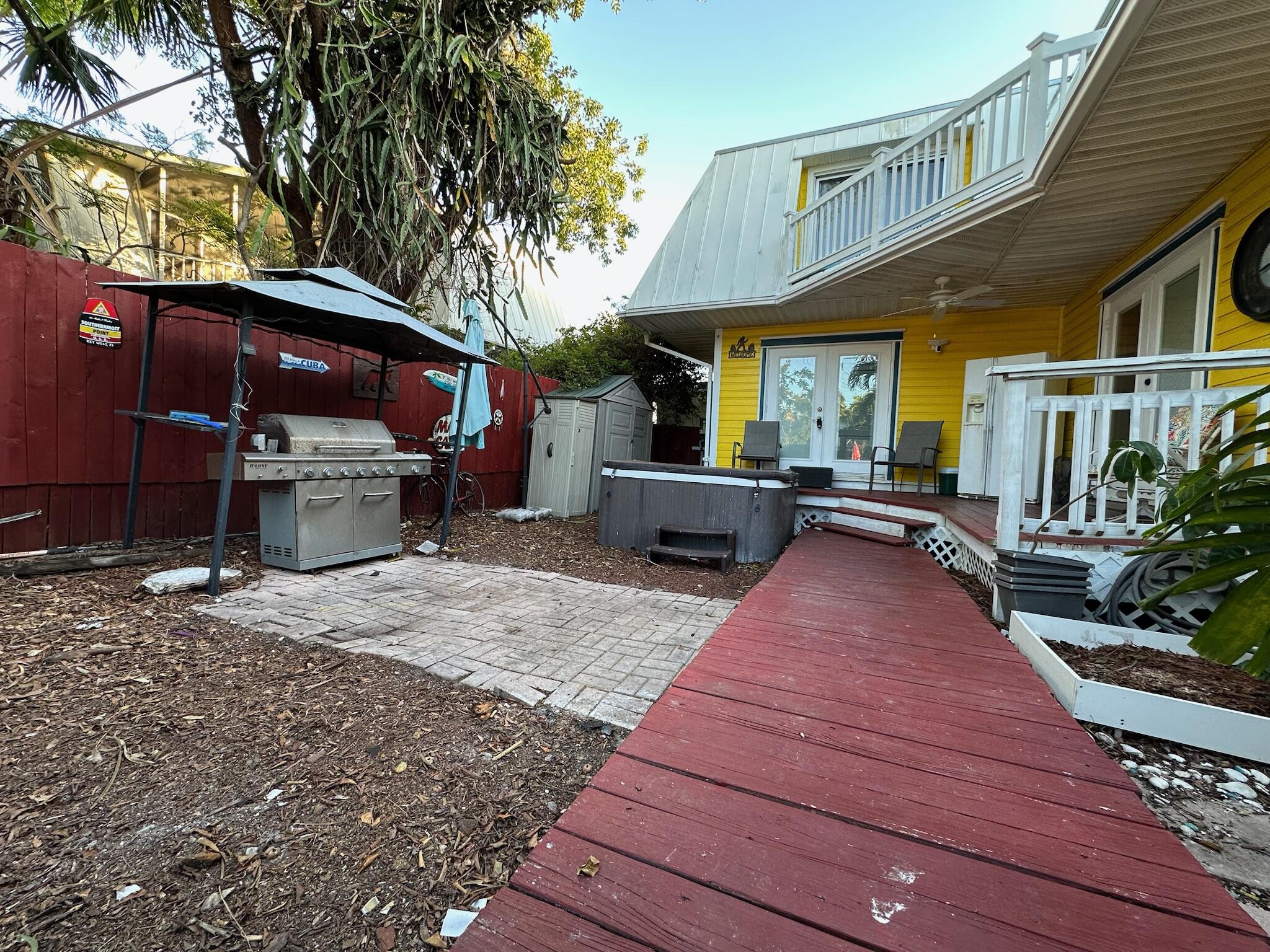 3210 Eagle Avenue Key West, FL 33040 - Photo 33 of 35