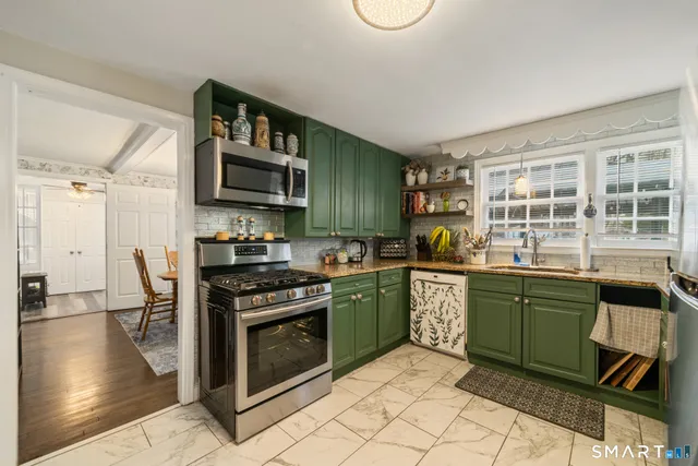 $360,000 | 155 Eaton Avenue, Meriden, CT 06451