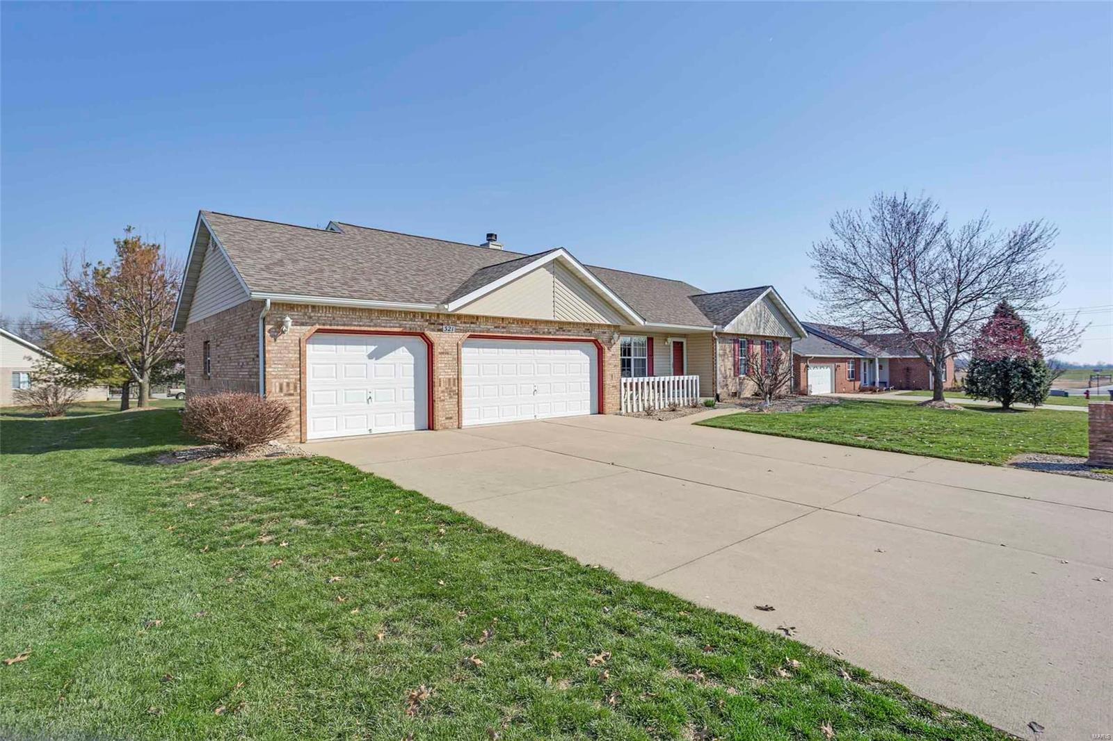 321 Benjamin Lane Waterloo, IL 62298 - Photo 25 of 33 Gallery Image 25