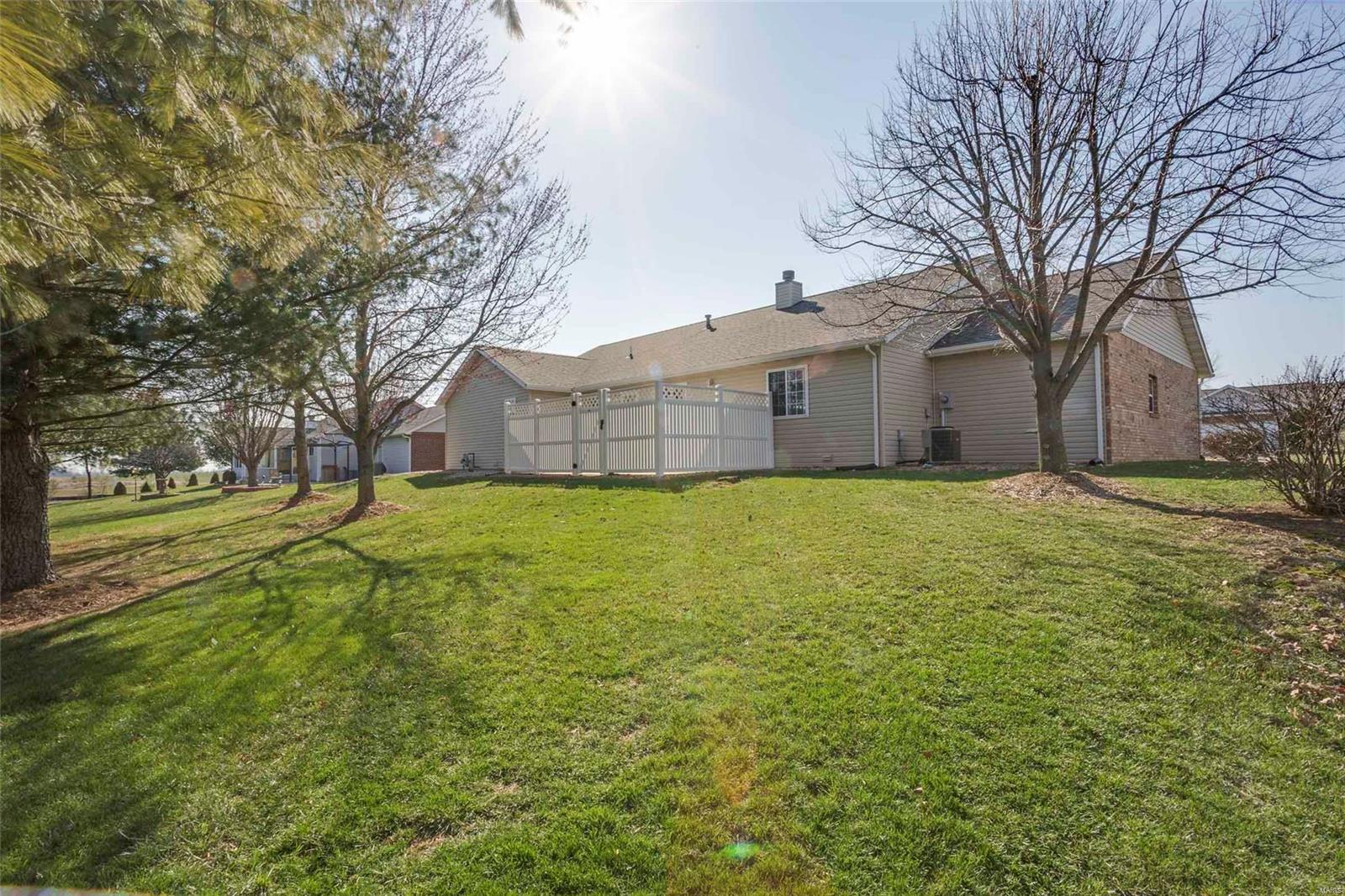321 Benjamin Lane Waterloo, IL 62298 - Photo 26 of 33 Gallery Image 26
