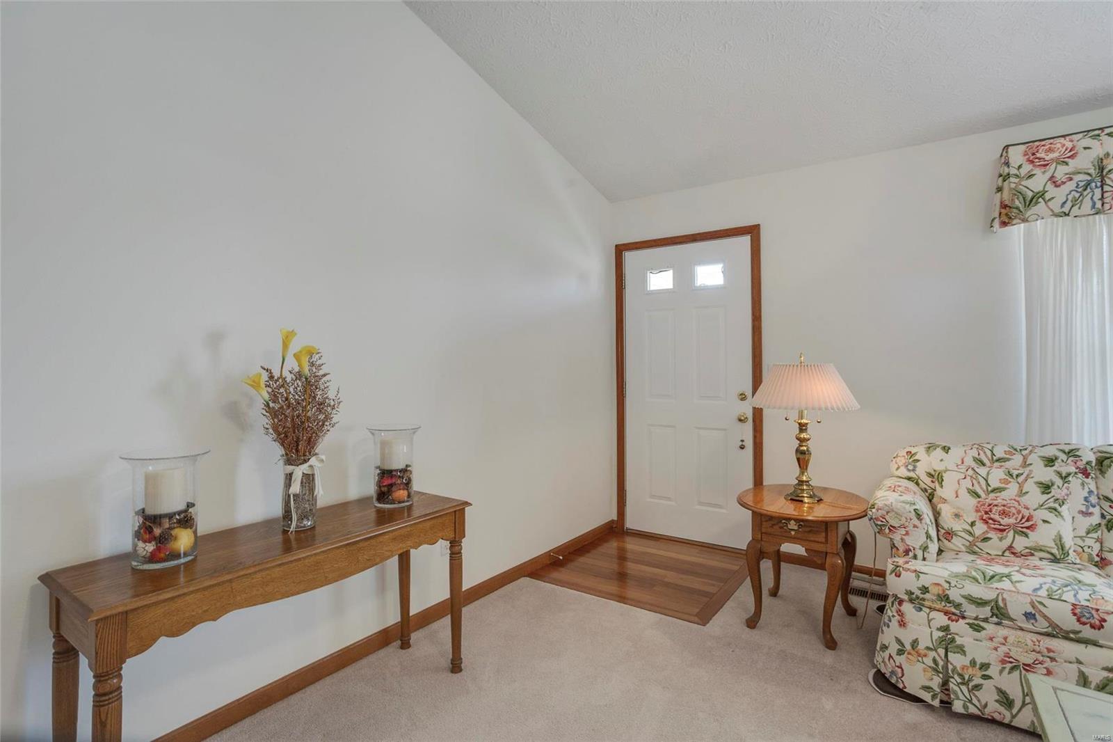 321 Benjamin Lane Waterloo, IL 62298 - Photo 4 of 33 Gallery Image 4