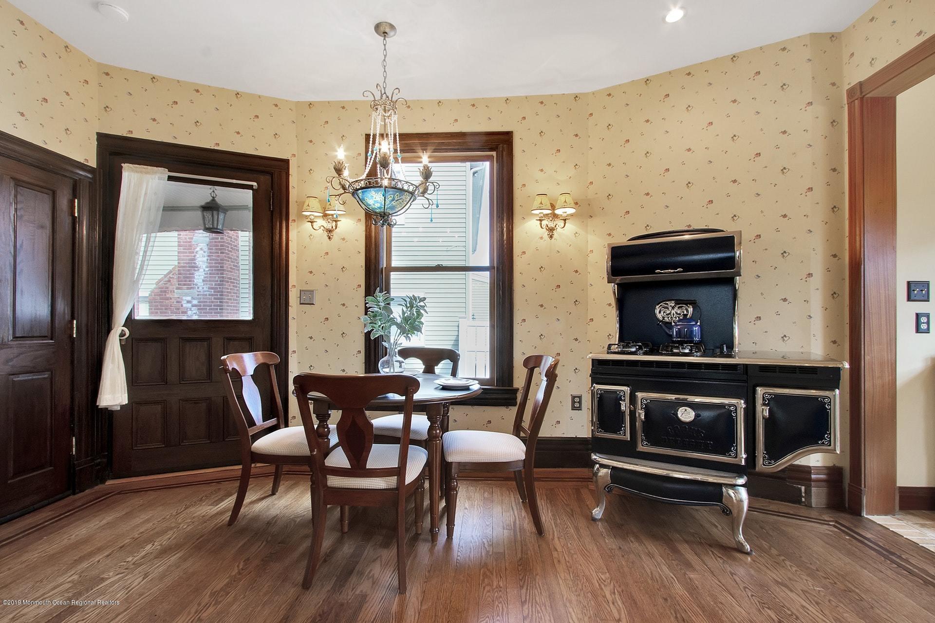 266 River Road Red Bank, NJ 07701 - Photo 13 of 37 014-303978-IMG_0414_7418012