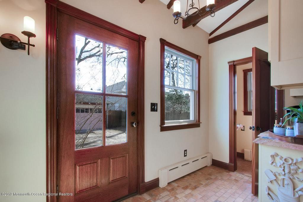 266 River Road Red Bank, NJ 07701 - Photo 17 of 37 011-303842-IMG_0417_7413777