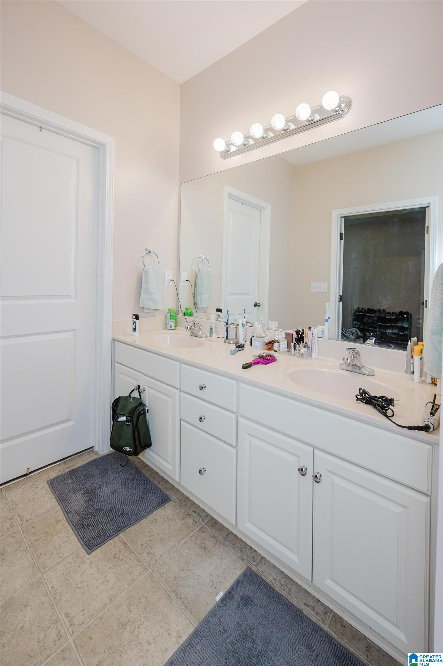 126 Merimeadows Drive Calera, AL 35040 - Photo 20 of 33