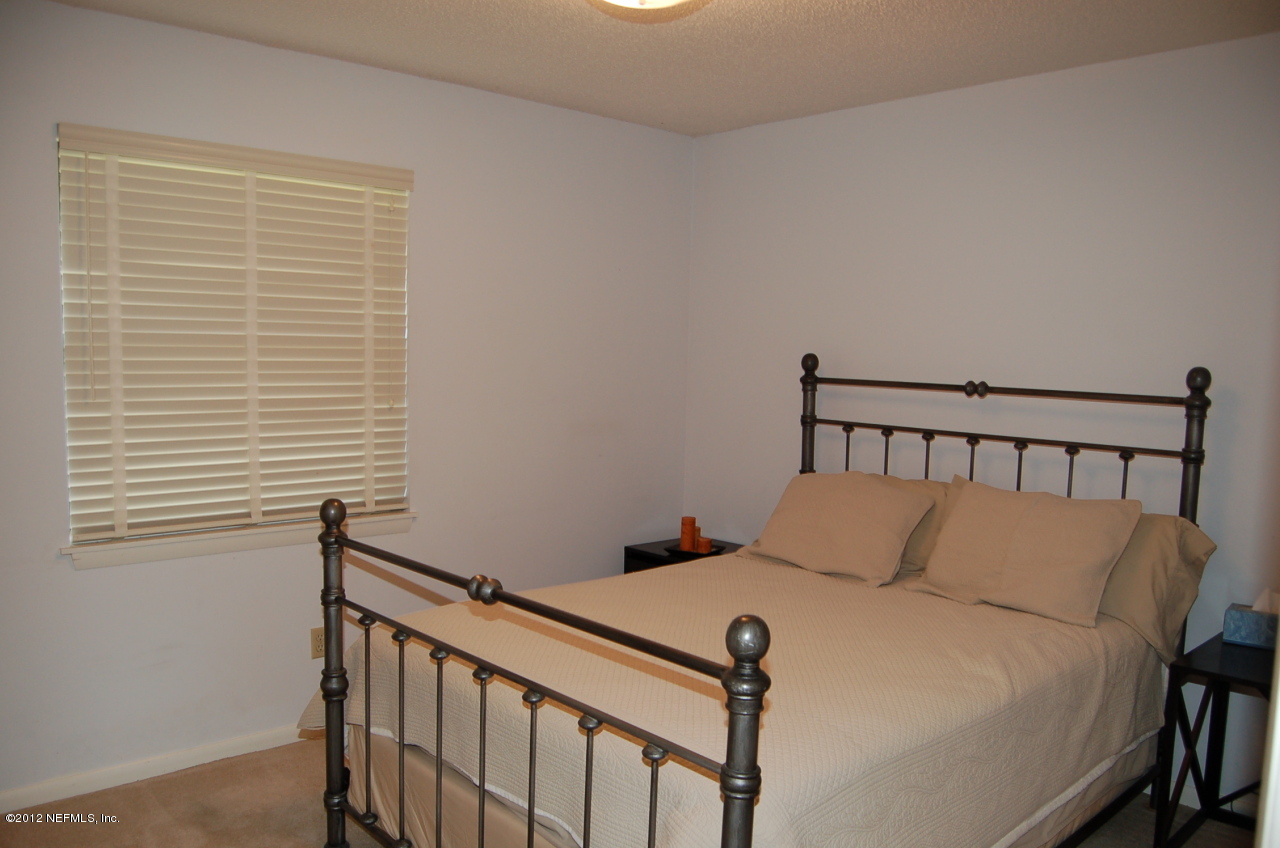 1460 Arends Road Jacksonville, FL 32218 - Photo 7 of 11 Bedroom 2