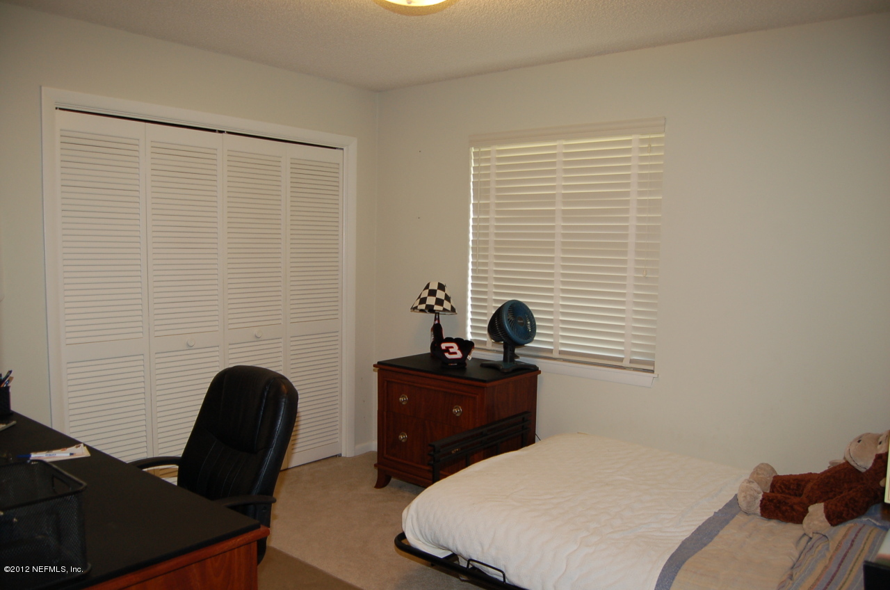 1460 Arends Road Jacksonville, FL 32218 - Photo 8 of 11 Bedroom 3