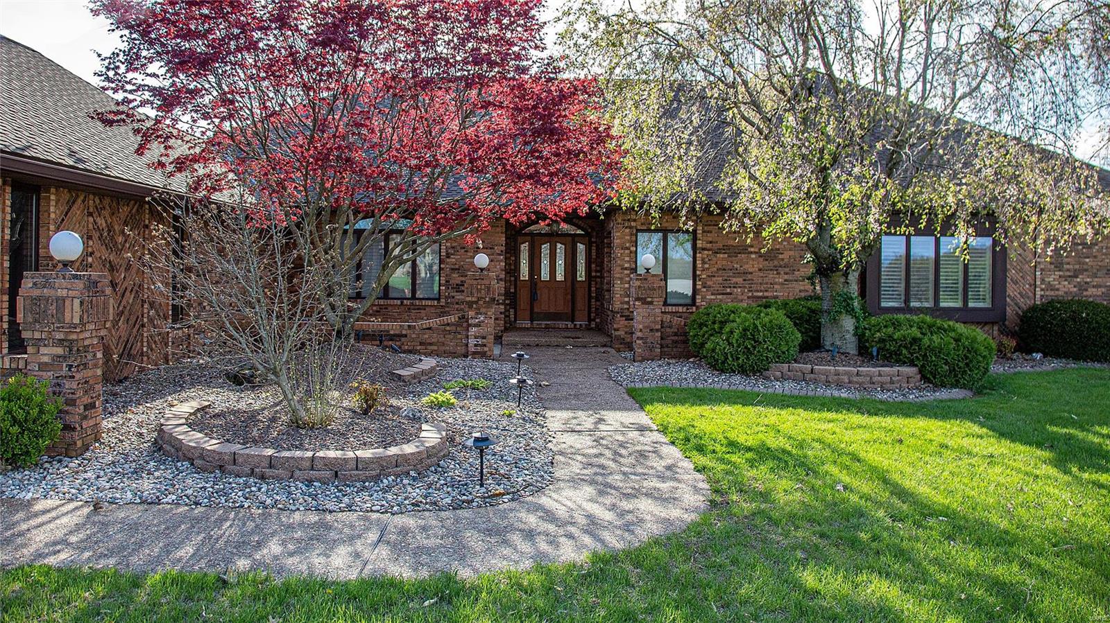 2113 Old Trenton Road Highland, IL 62249 - Photo 2 of 72 Gallery Image 2