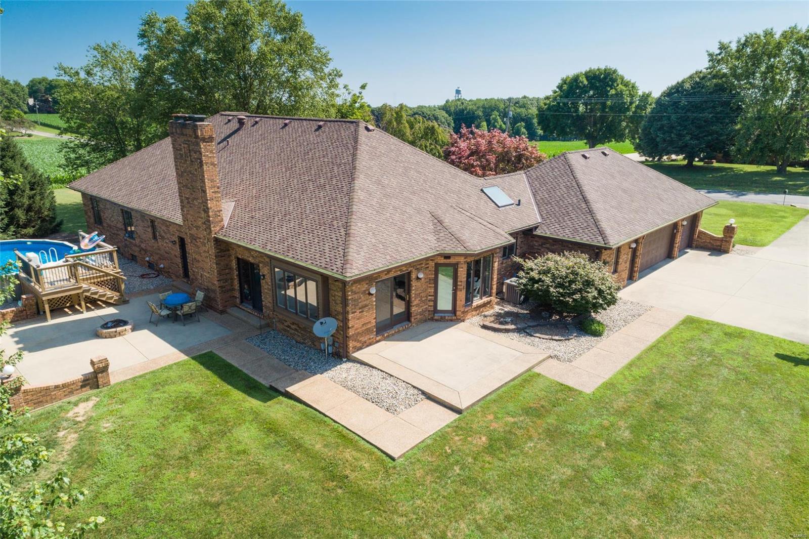 2113 Old Trenton Road Highland, IL 62249 - Photo 14 of 72 Gallery Image 14
