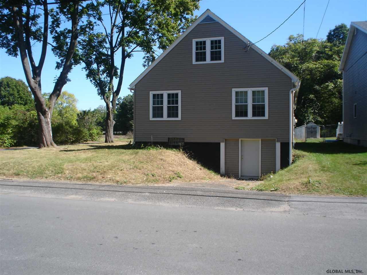 397 East Campbell Road Rotterdam, NY 12303 - Photo 17 of 18 Photo 18
