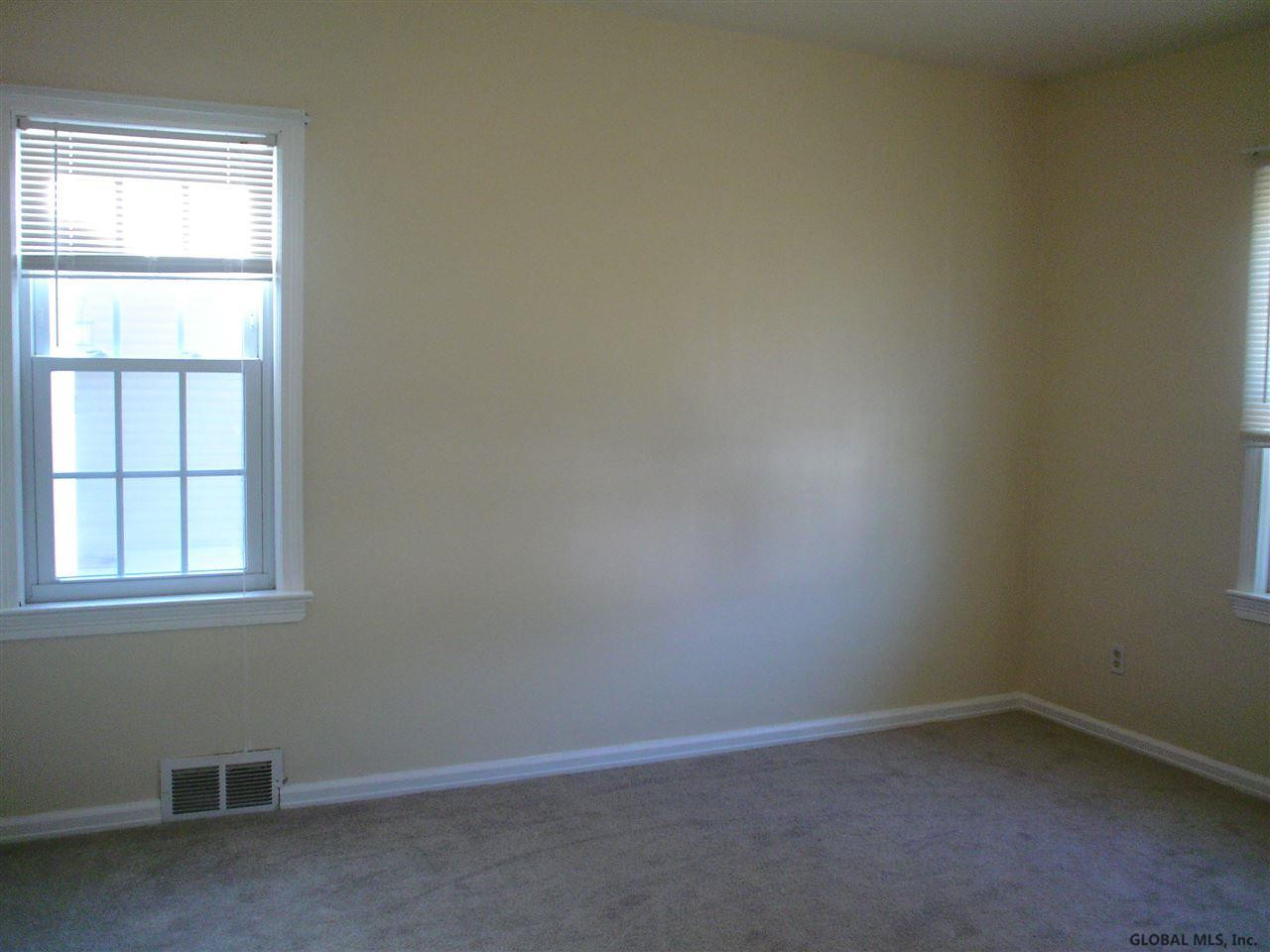 397 East Campbell Road Rotterdam, NY 12303 - Photo 9 of 18 Photo 9