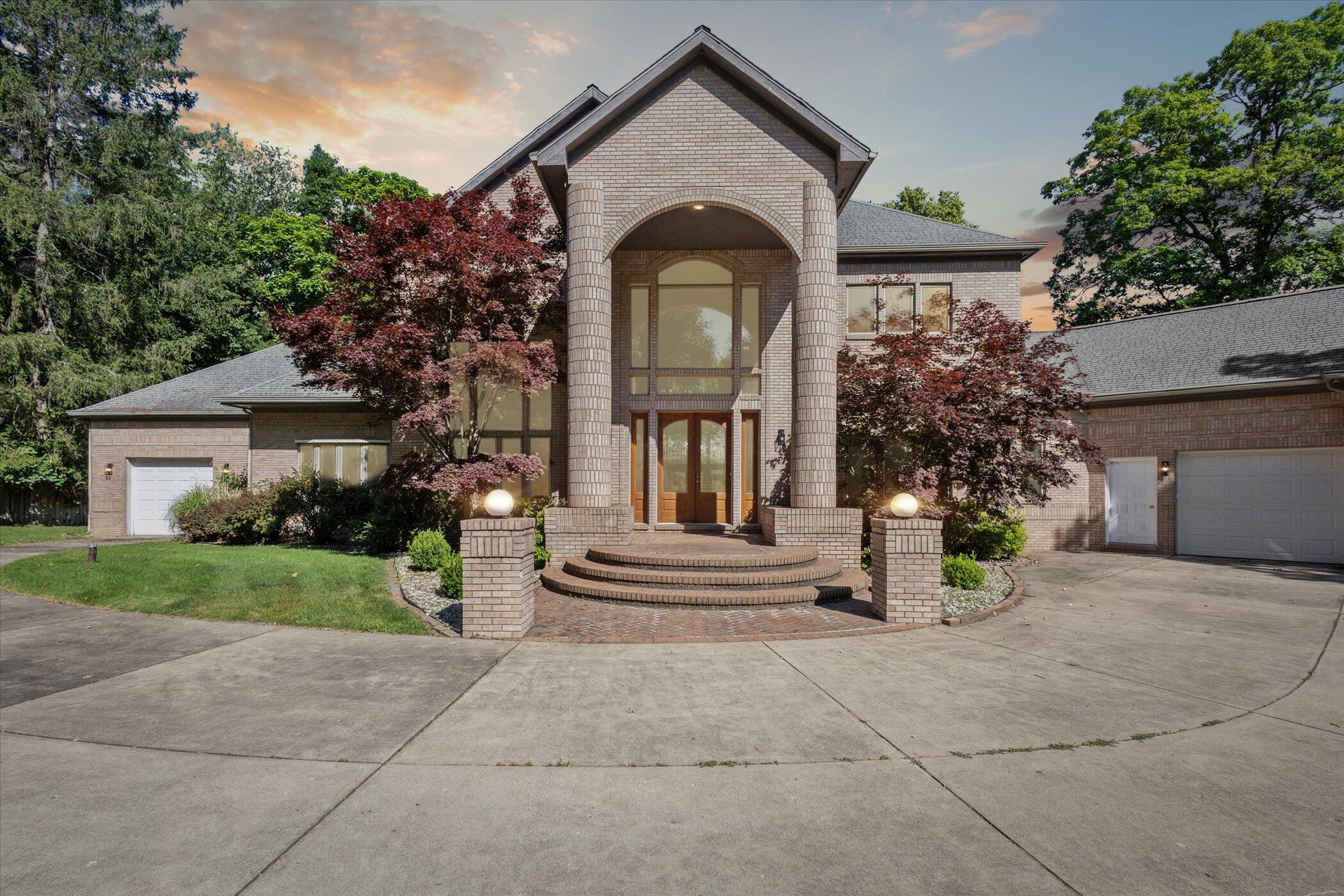 6076 Browns Lake Road Jackson, MI 49203 - Photo 1 of 90 1 Front