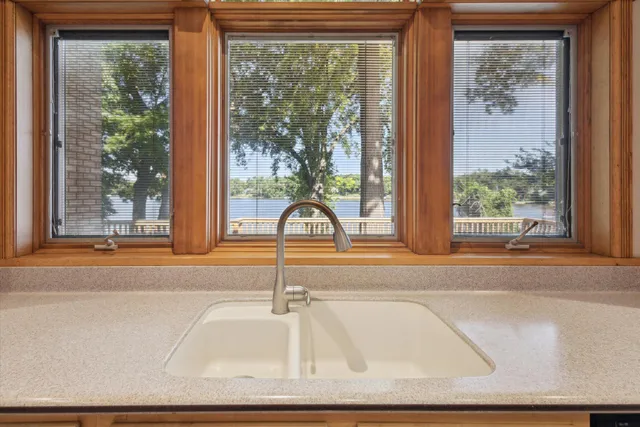 $1,195,000 | 6076 Browns Lake Road, Jackson, MI 49203