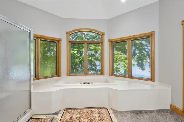 $1,195,000 | 6076 Browns Lake Road, Jackson, MI 49203