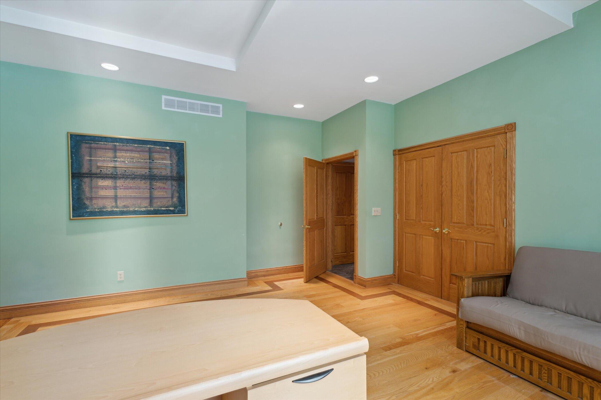 6076 Browns Lake Road Jackson, MI 49203 - Photo 30 of 90 29 Lvl 1 Office