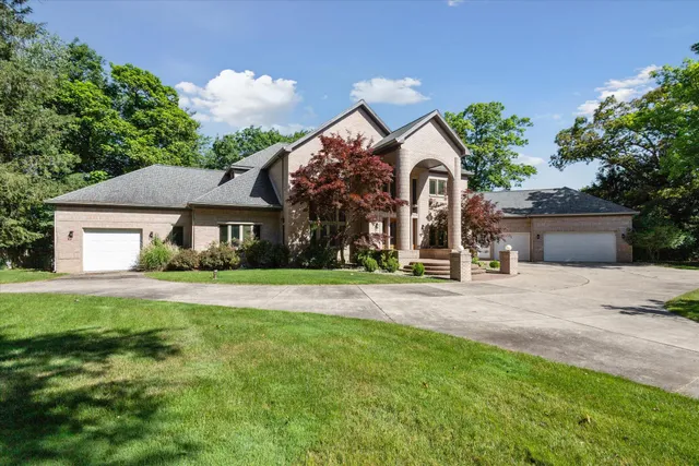 $1,195,000 | 6076 Browns Lake Road, Jackson, MI 49203