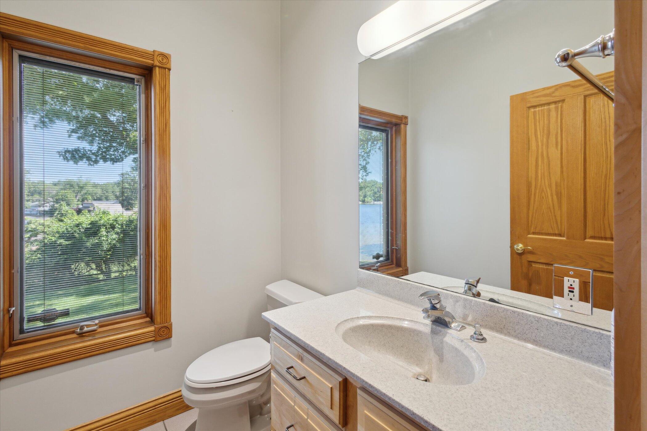 6076 Browns Lake Road Jackson, MI 49203 - Photo 32 of 90 31 Lvl 1 Guest Bath 2