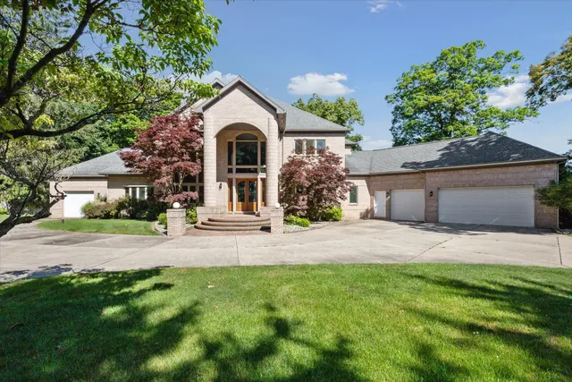 $1,195,000 | 6076 Browns Lake Road, Jackson, MI 49203